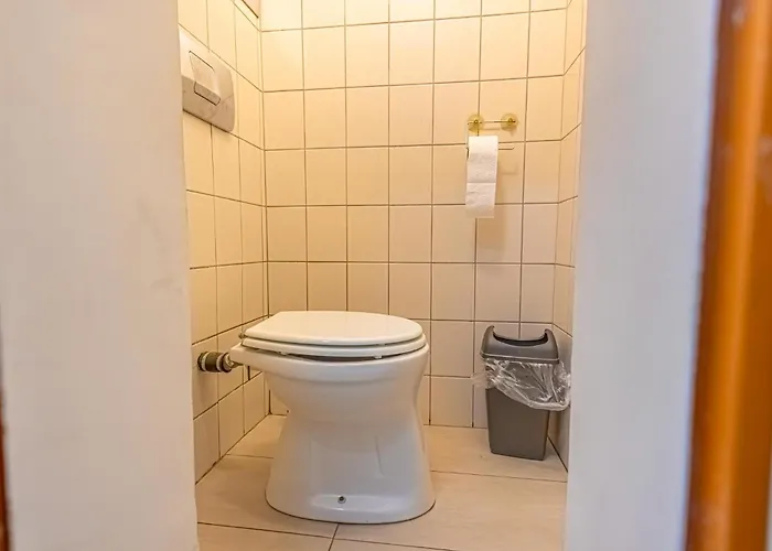 Cozy 3br With Living Near Belvedere Palace * וינה