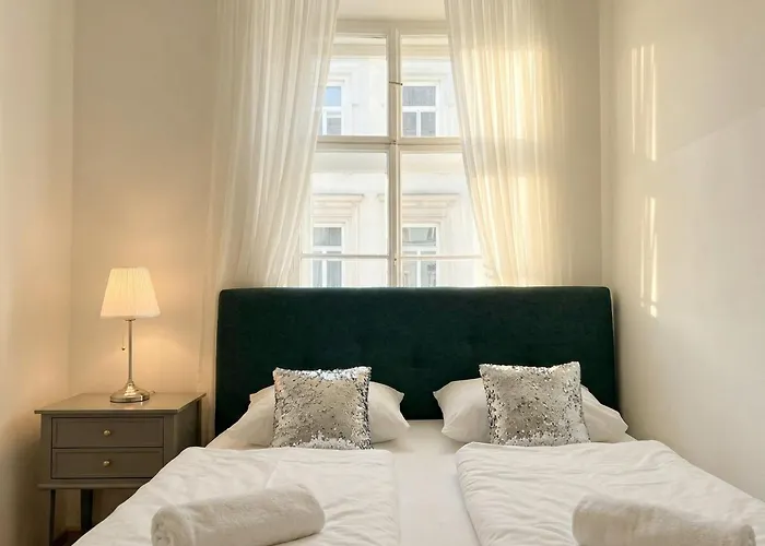 Cozy 3br With Living Near Belvedere Palace דירה וינה