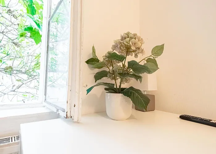 Cozy 3br With Living Near Belvedere Palace וינה